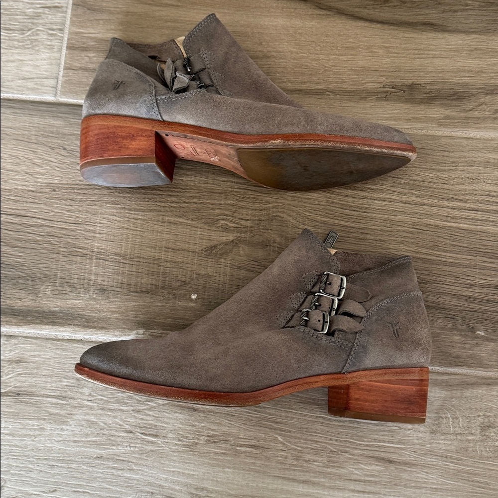 Frye 8 Ray Belted Bootie